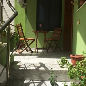  Bed & Breakfast Friends House Albania
