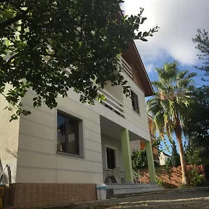  Ostello Grande House Albania